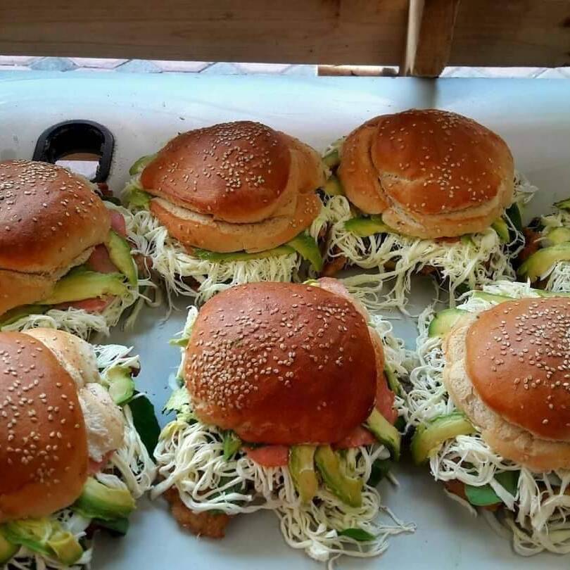 CEMITA POBLANA CUBANA