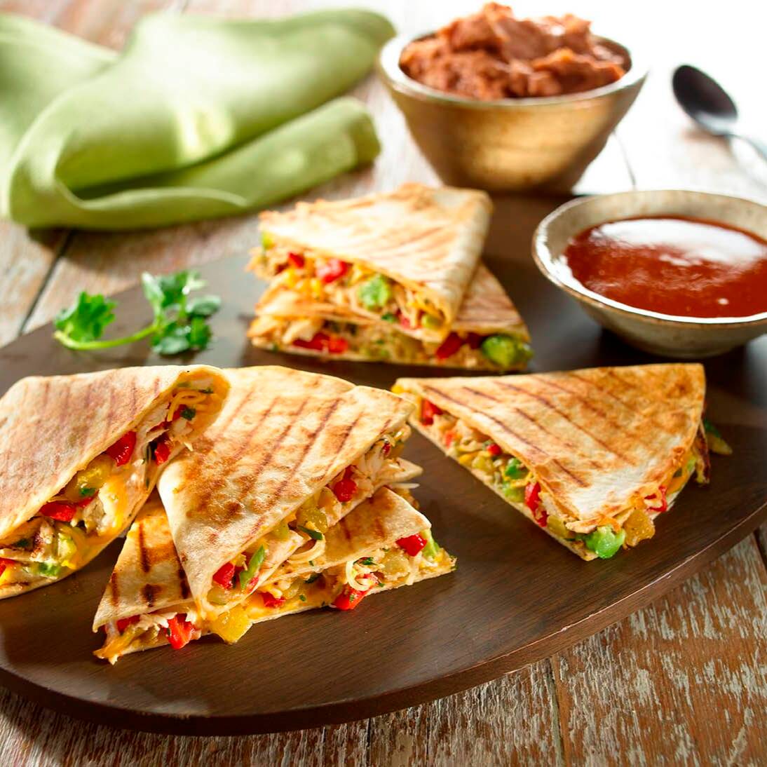Mega quesadilla de bistec