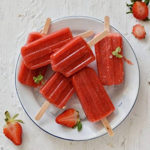 Paleta de fresa de agua