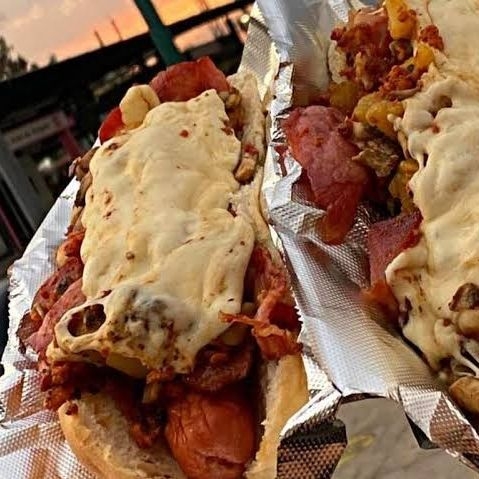 2 Hot Dog Jumbo + 2 Coca Cola