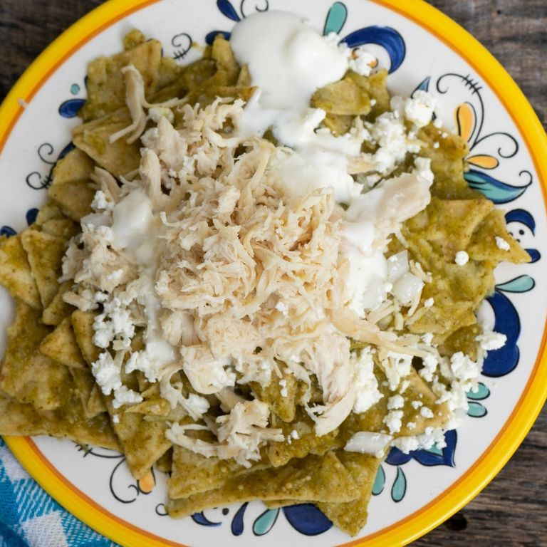 CHILAQUILES VERDE DE POLLO