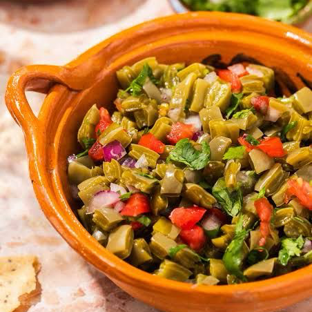 1/2 Litro de Ensalada de Nopales.