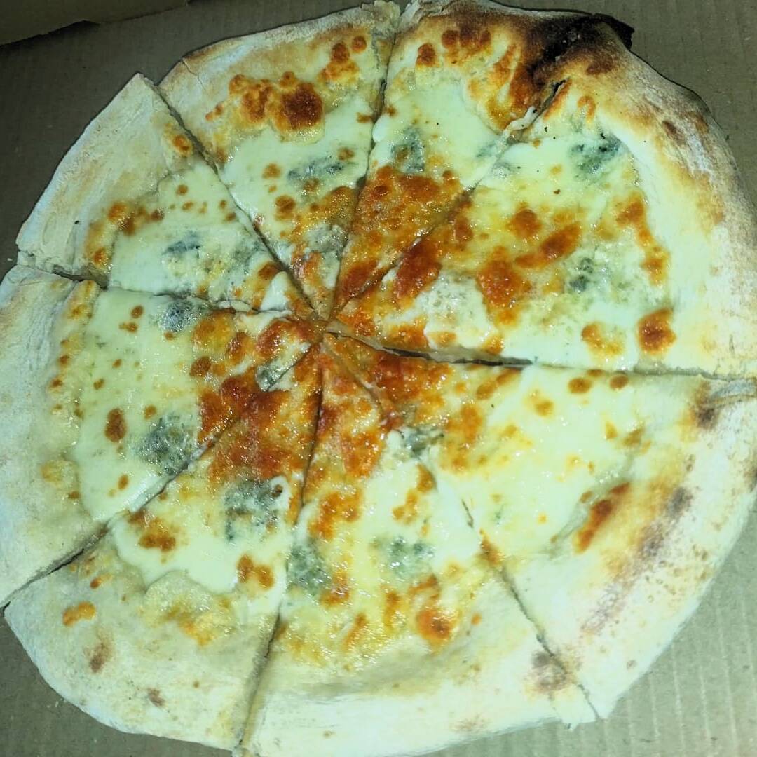 Pizza Napolitana Gourmet de 4 Quesos