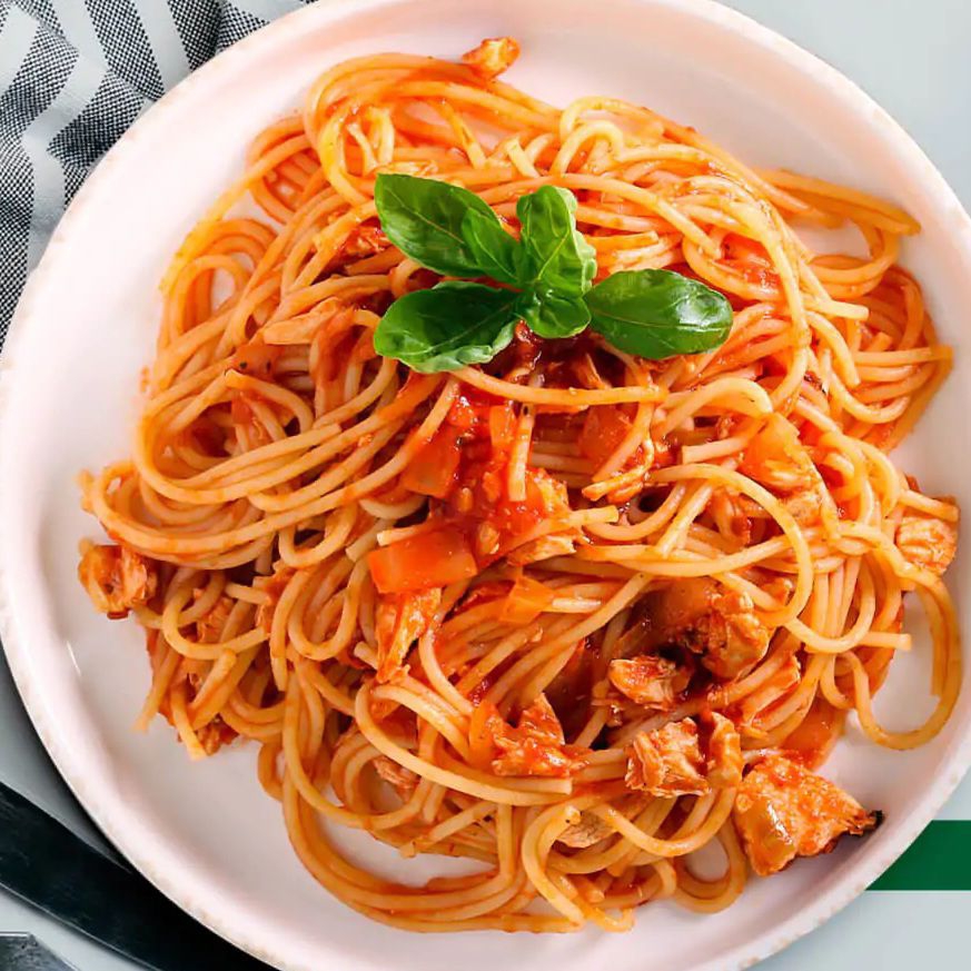 Pasta Pomodoro Con Pollo