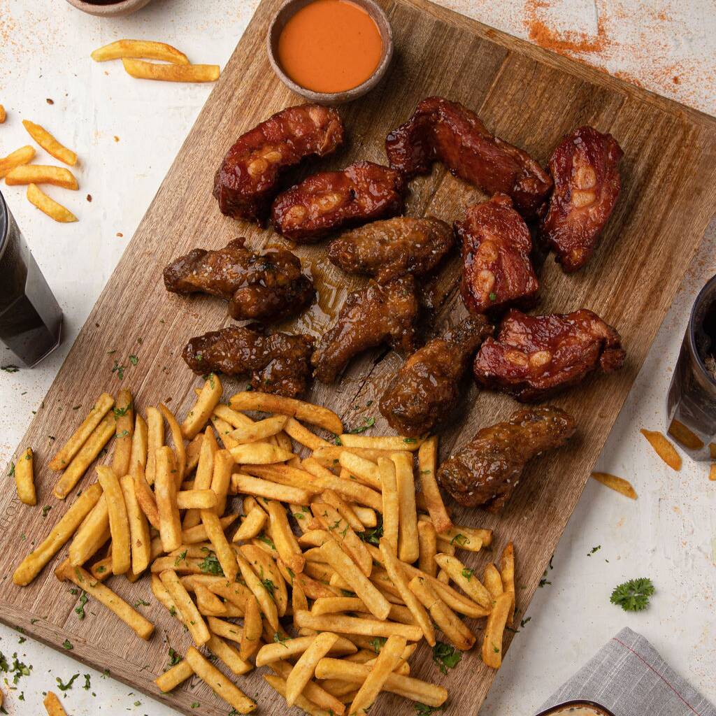 Combo Alitas Costillas y Deditos