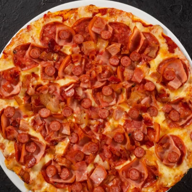 Pizza De Carnes