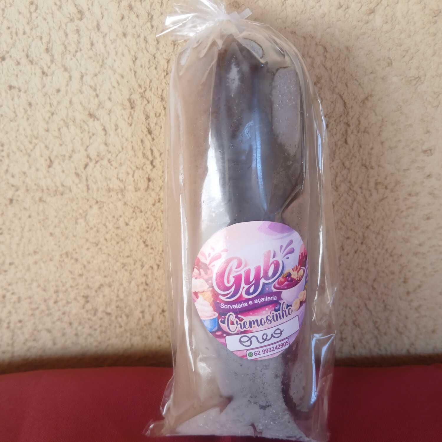 Humm pensa num sabor, e pedi o seu logo