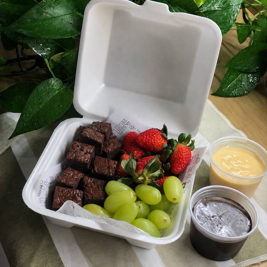 Fundie perfeito para compartilhar — serve até 2 pessoas. Monte do seu jeito com os ingredientes que você mais gosta e aproveite uma experiência personalizada, deliciosa e feita na medida certa para dividir. Ideal para um momento especial, com muito sabor em cada combinação.