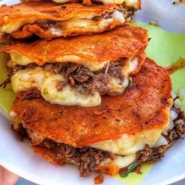 Quesotacos de Birria