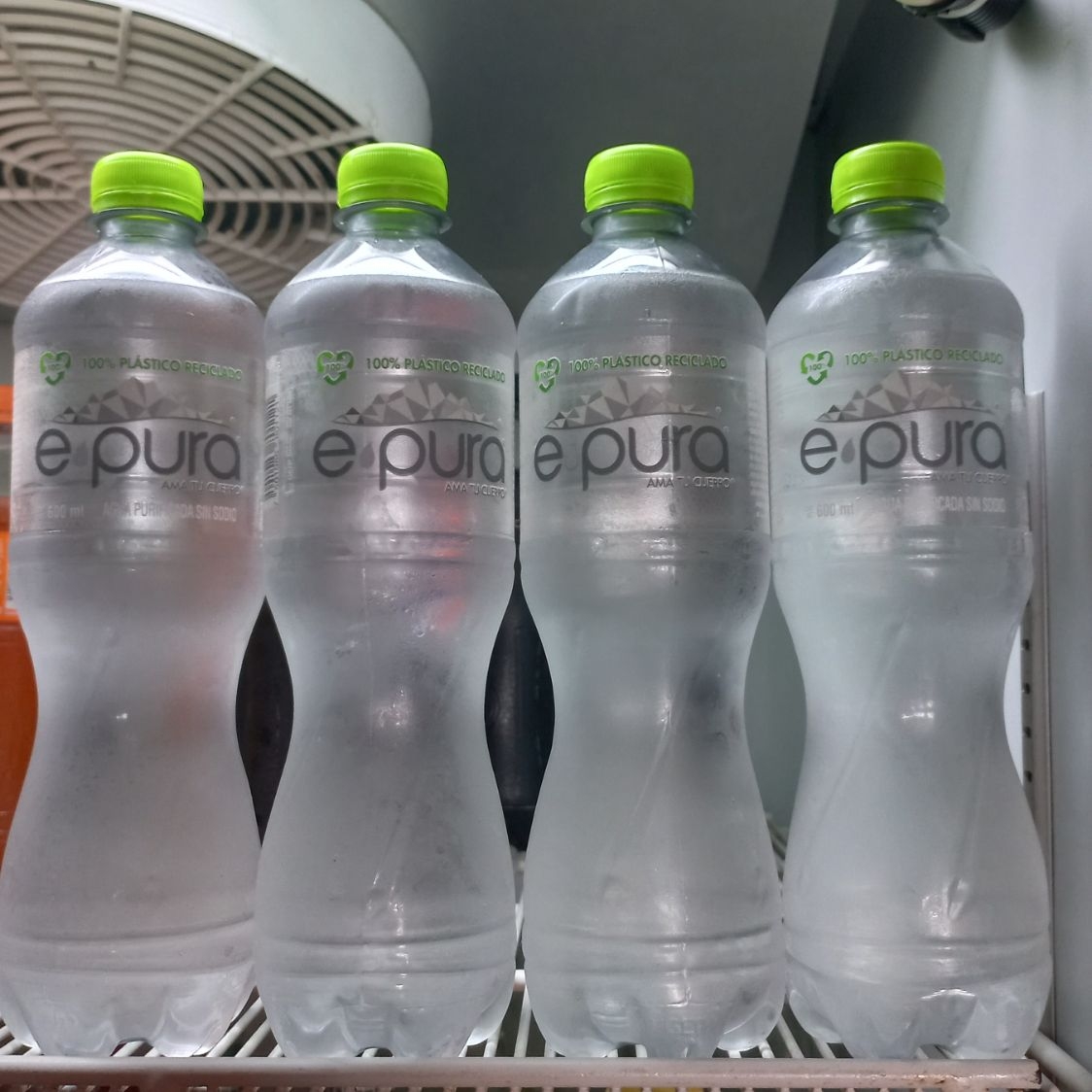 Botella de Agua 600 ml