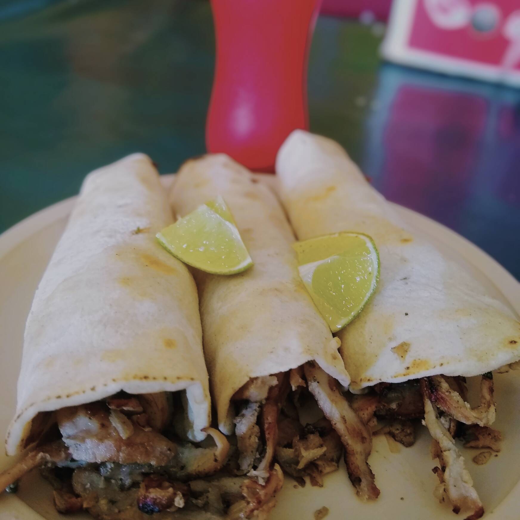 Tacos Arabes + COCA-COLA