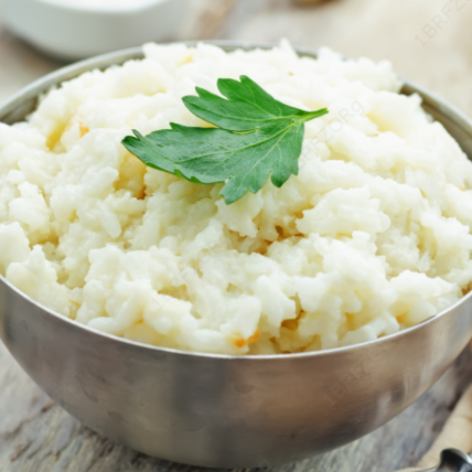 Arroz cremoso ao creme de queijo.