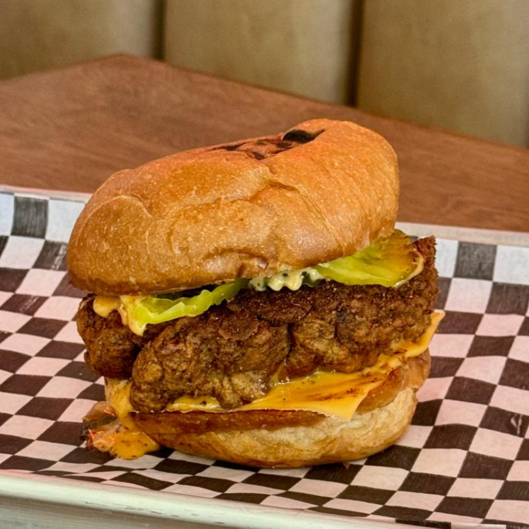 Hot Chicken Burger