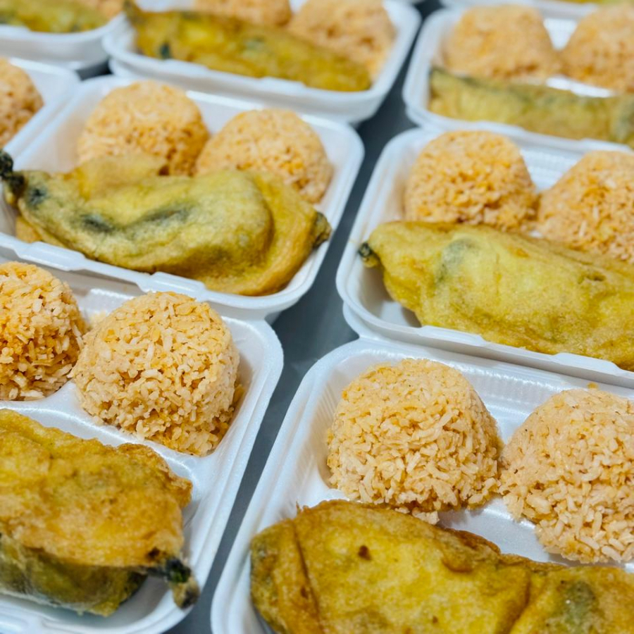 Chile Poblano Capeado Relleno de Queso