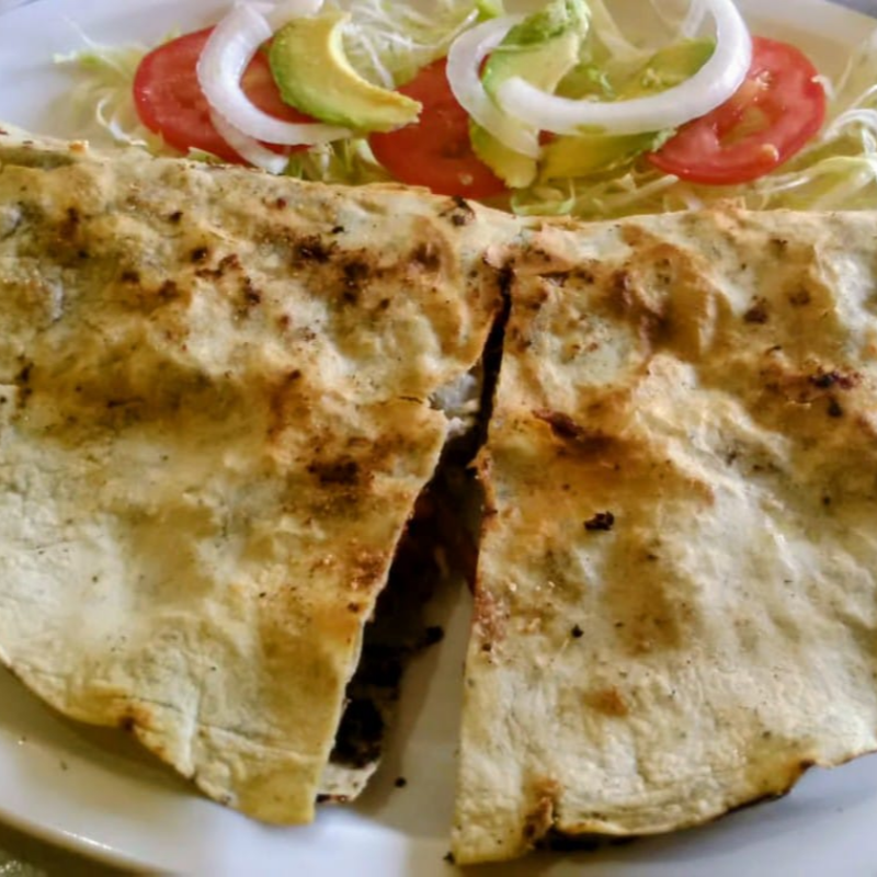 TLAYUDA, CARNE ASADA.