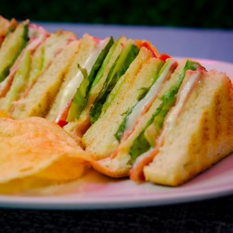 CLUB SANDWICH