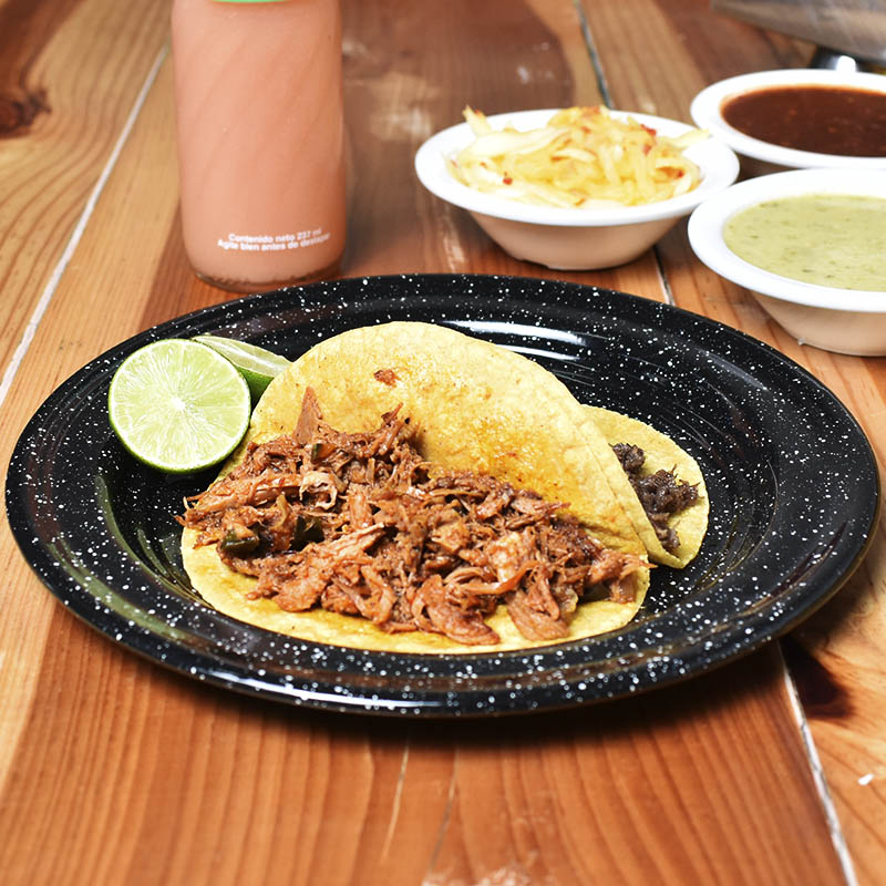 TINGA EN CHIPOTLE