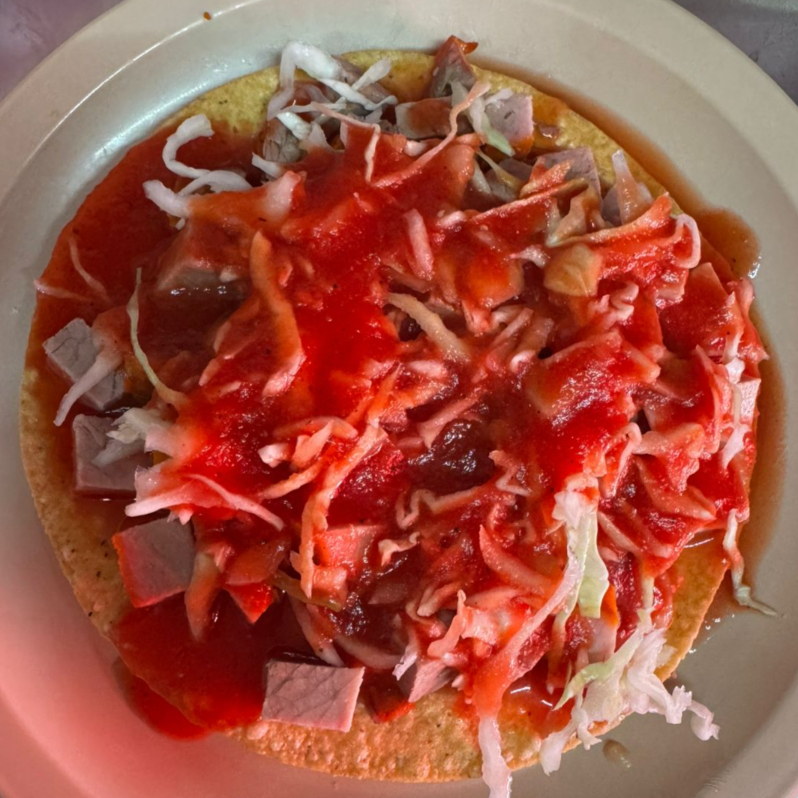 Tostada Grande de Carne