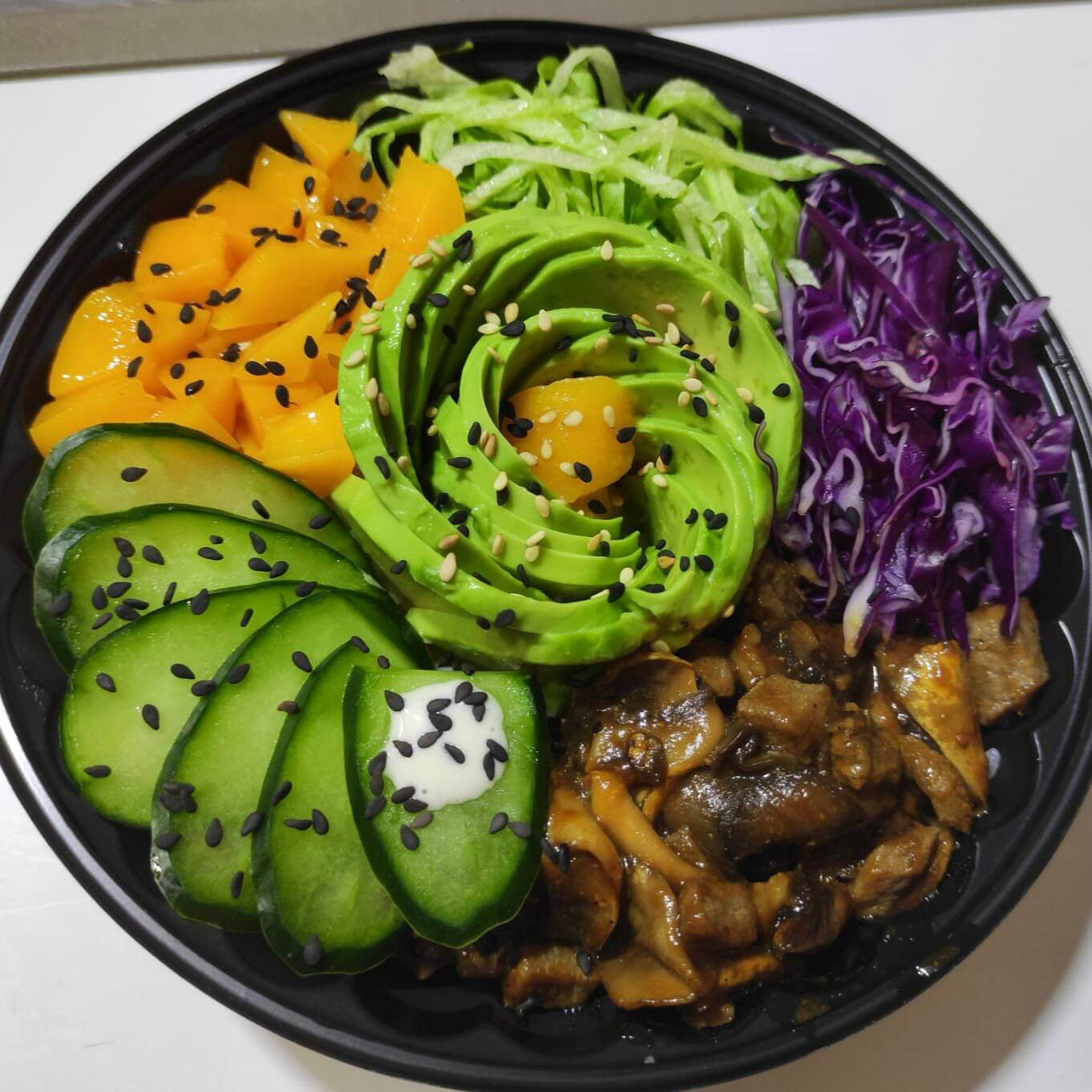 Poke Bowl Carne y Champiñones