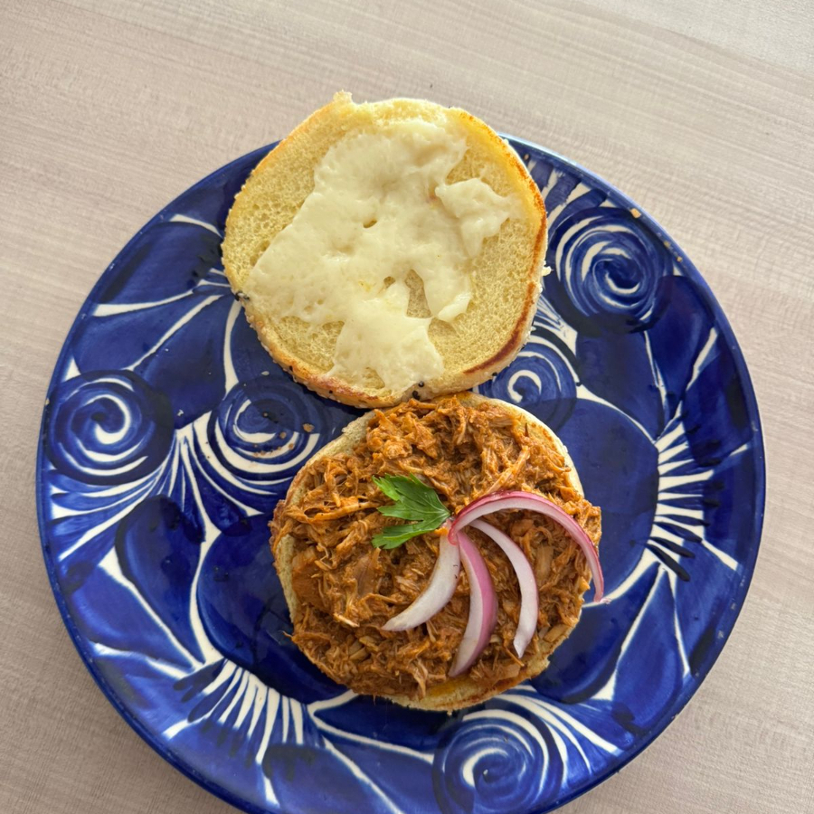 Hamburguesa La Yuca Brava
