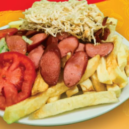 Salchipapa con Deshilachado