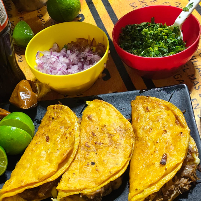 Orden de Tacos de Birria