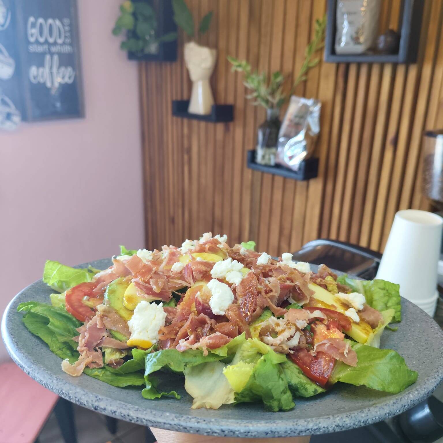 Ensalada de Serrano