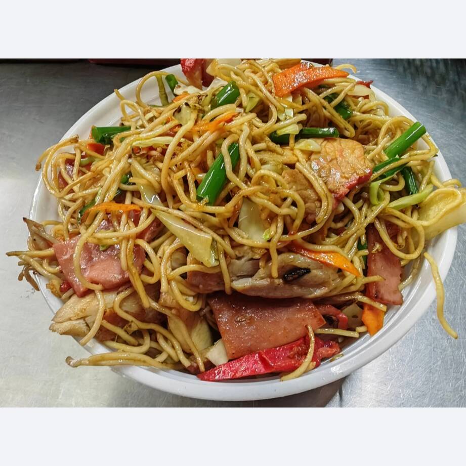 45 - Chop Suey con Pollo y Lechón