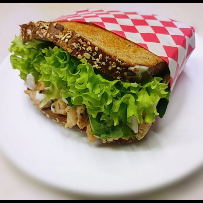Sándwich de Pollo