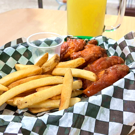 Promo 10 Alitas + Papas a la Francesa