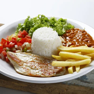 arroz feijao batata e salada