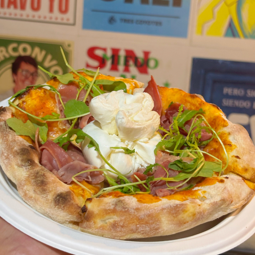 Pizza Burrata & Jamon Personal 4 Porciones