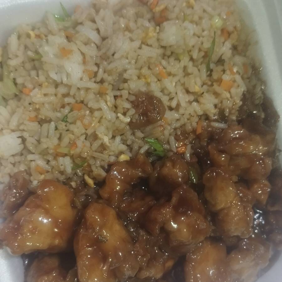 Horden grande de Pollo agridulce con arroz frito