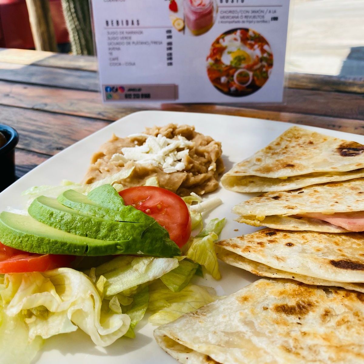 ORDEN QUESADILLA C/ CARNE