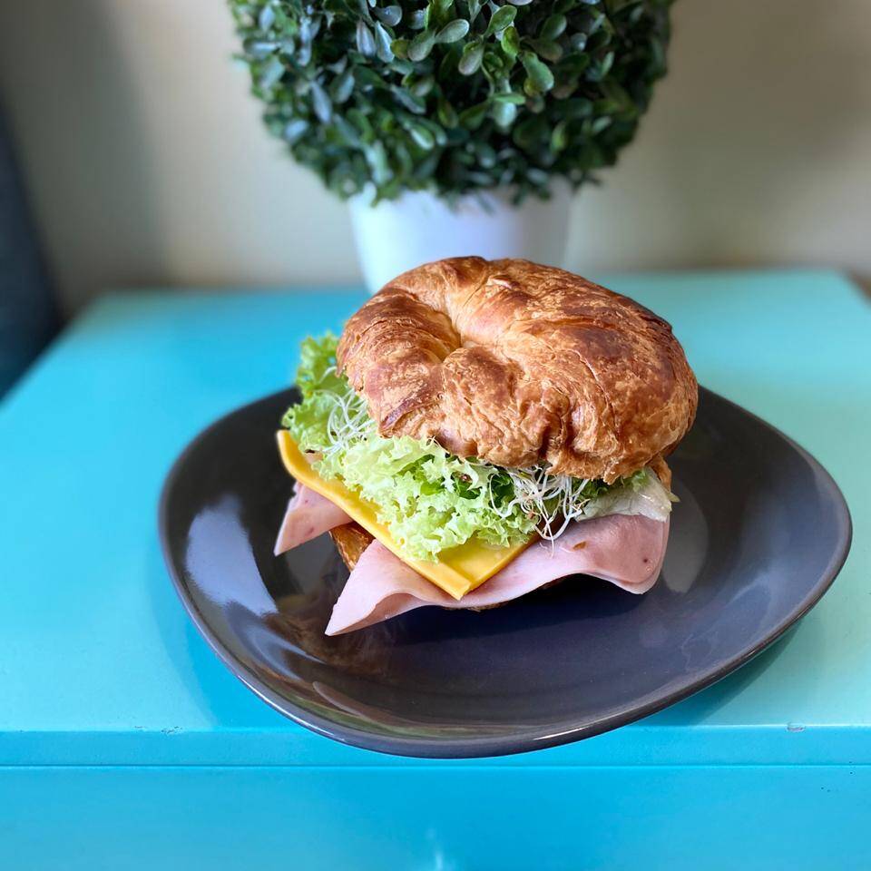 Croissant D Pavo