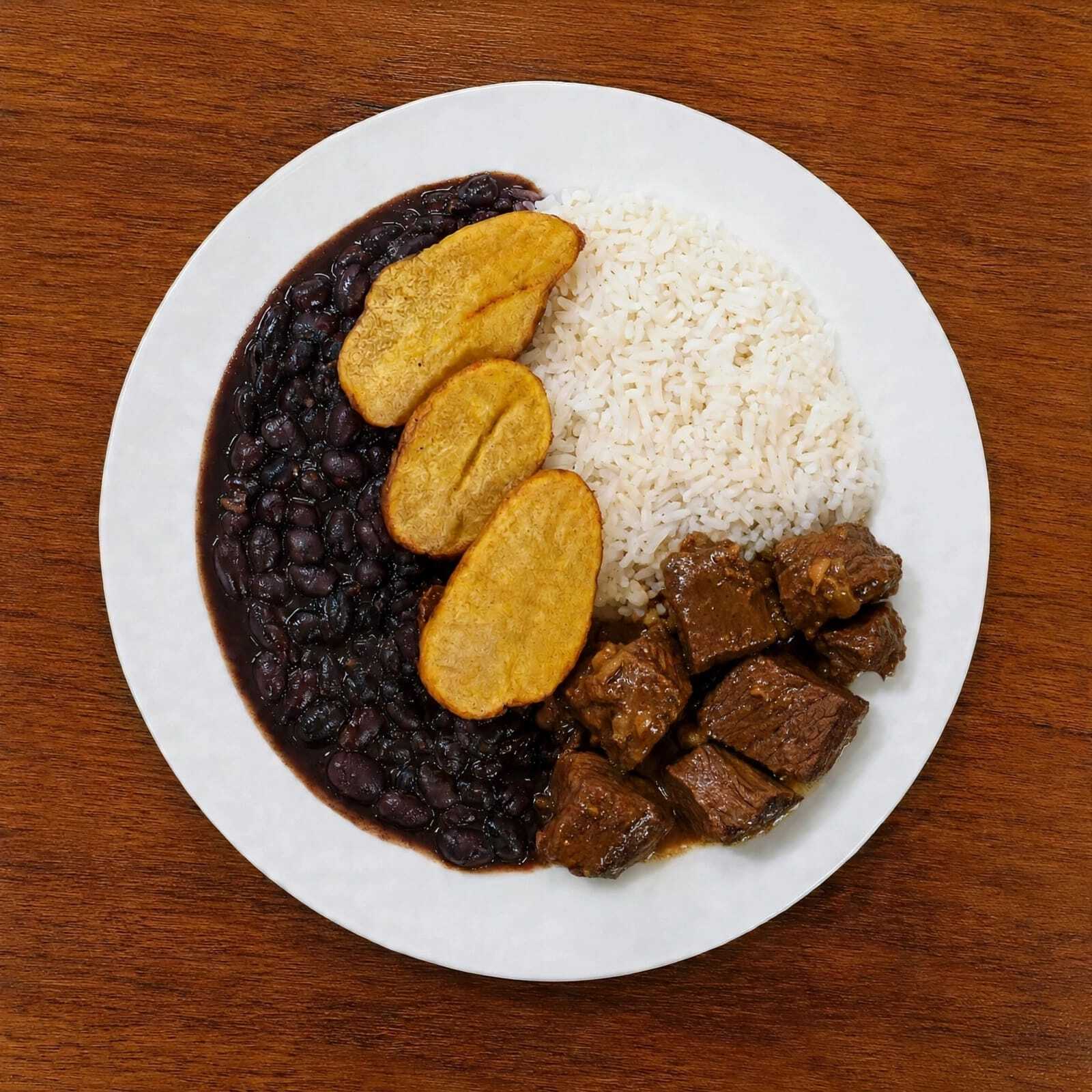 150g de carne de panela - arroz - feijão - batata rustica