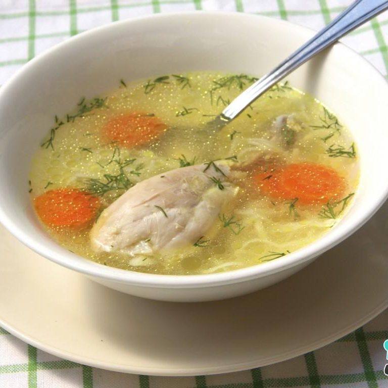 Caldo de Pollo
