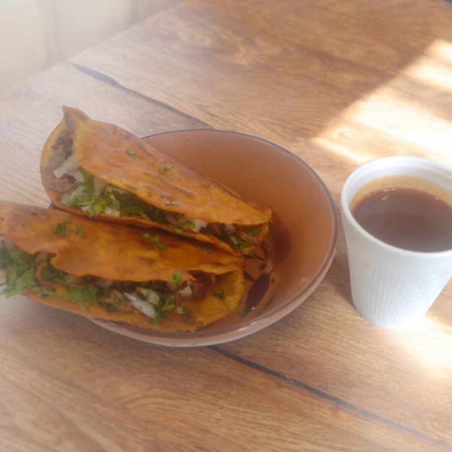 Combo Taquito dorado + Consomé