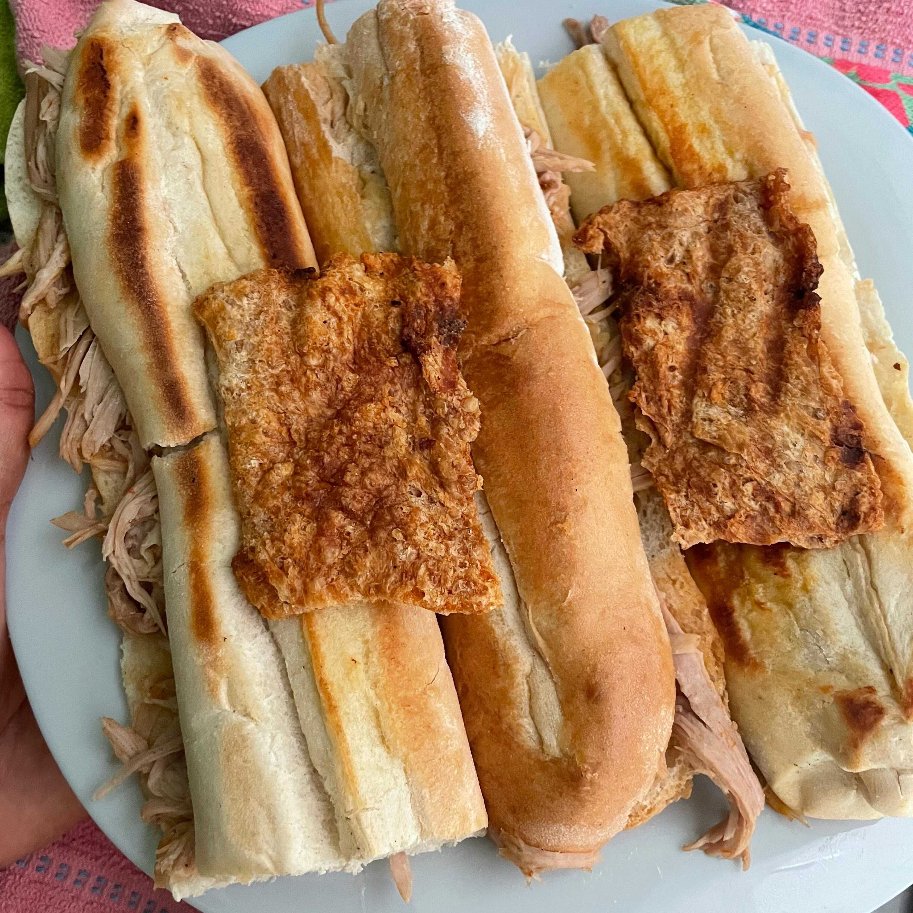2 Tortas + 2 Tacos