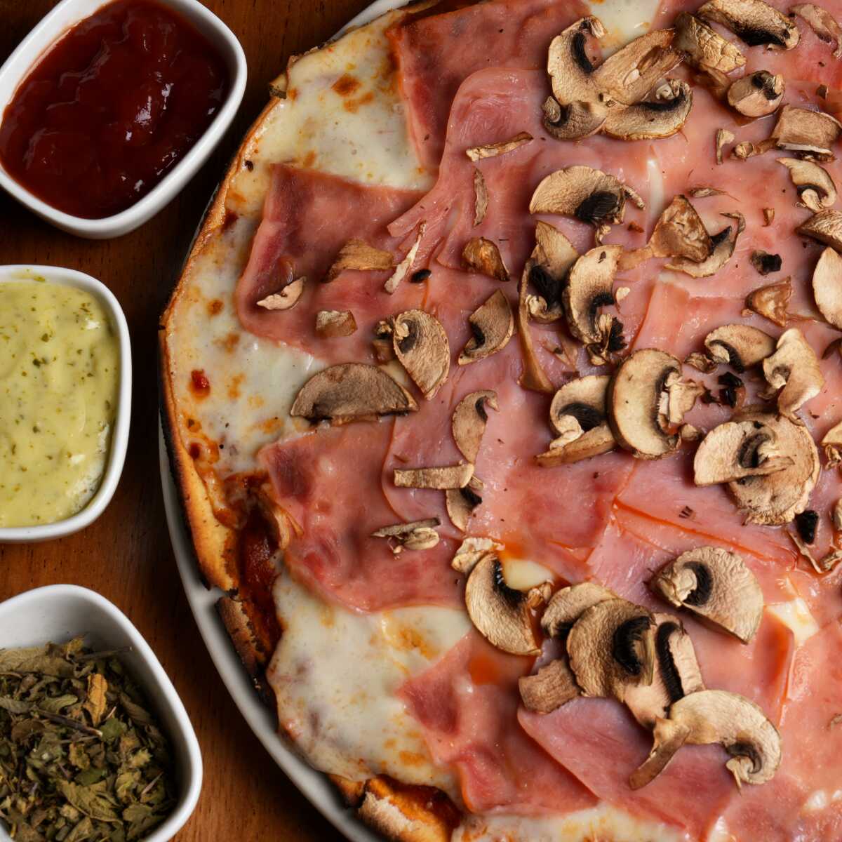 Pizza de Jamón + Champiñones