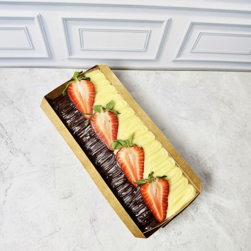 Massa fofinha caseirinha, cobertura de leite Ninho bem cremosa e deliciosa.