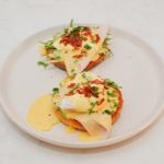 Huevos Benedictinos