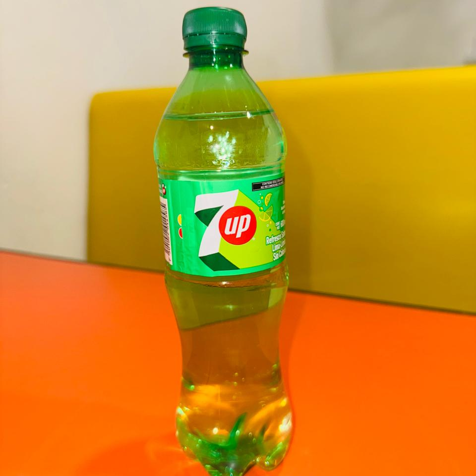 7 UP 600 ML