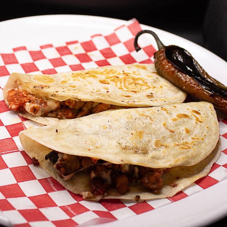 Quesadilla de Salchichón