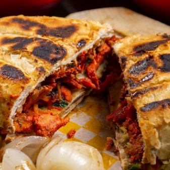 Guajolote de Pastor ( Con Piña y Queso )