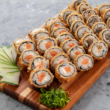 18 Hot Roll Philadelphia Skin 18 Hot Roll Philadelphia Salmão