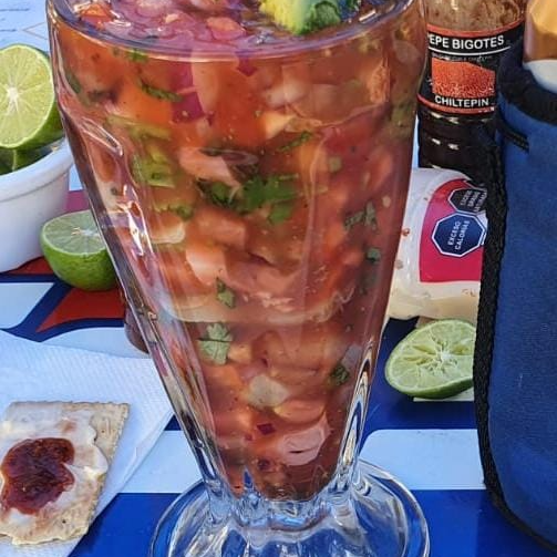 Coctel Mediano Camaron, Pulpo y Ostion