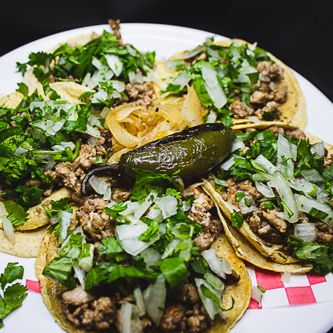 Orden de Tacos de Arrachera con Queso