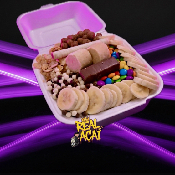 (Foto real do produto) - Açaí, 11 acompanhamentos (Cereais e guloseimas), 2 frutas e 3 caldas.