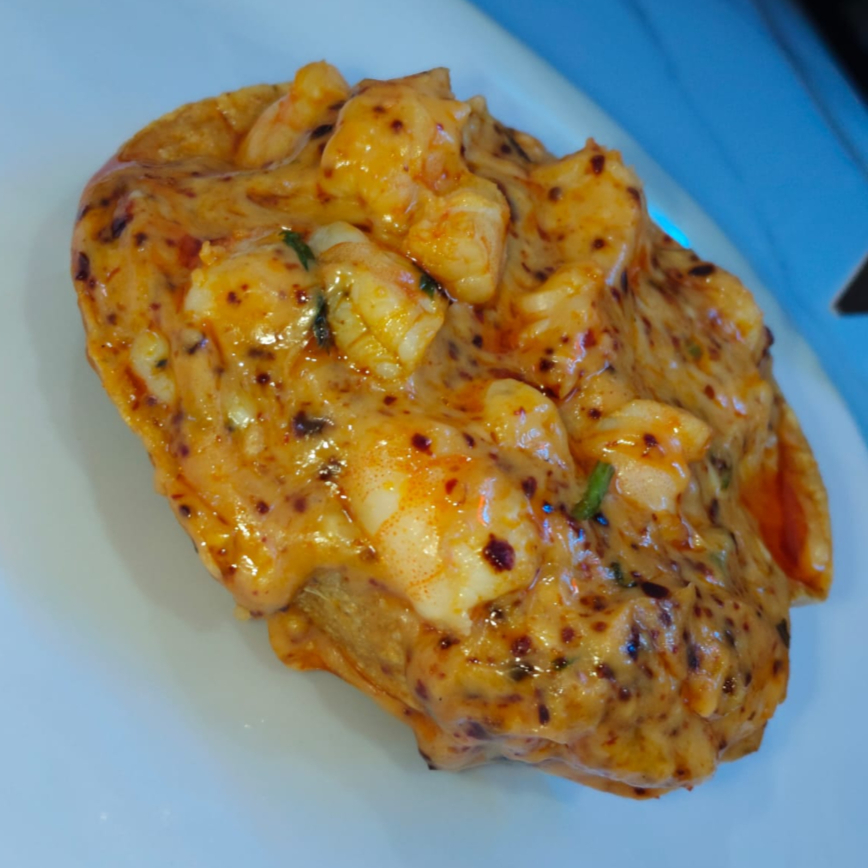 VOLCAN DE CAMARÓN AL AJILLO CON QUESO